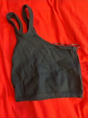 Ribbed Scoop-Neck tank